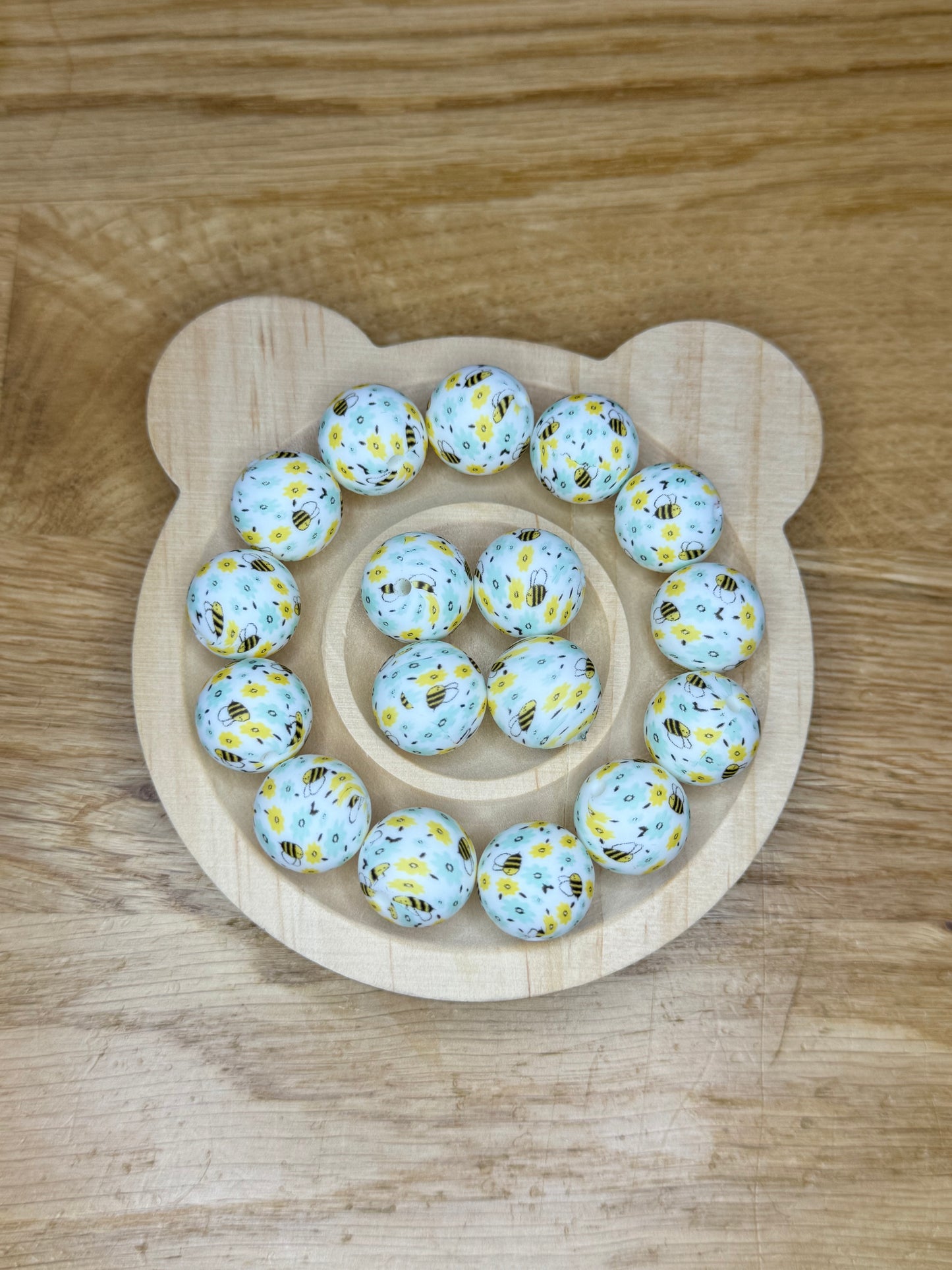 15mm Happy Bees Silicone Bead