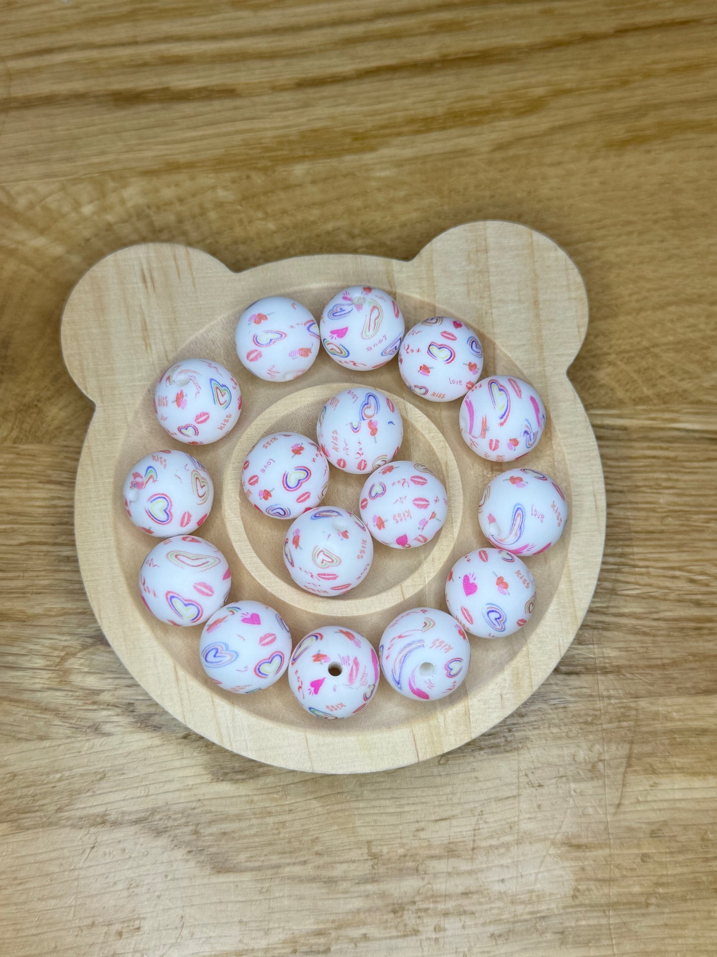 15mm Love and Kisses Hearts Silicone Bead
