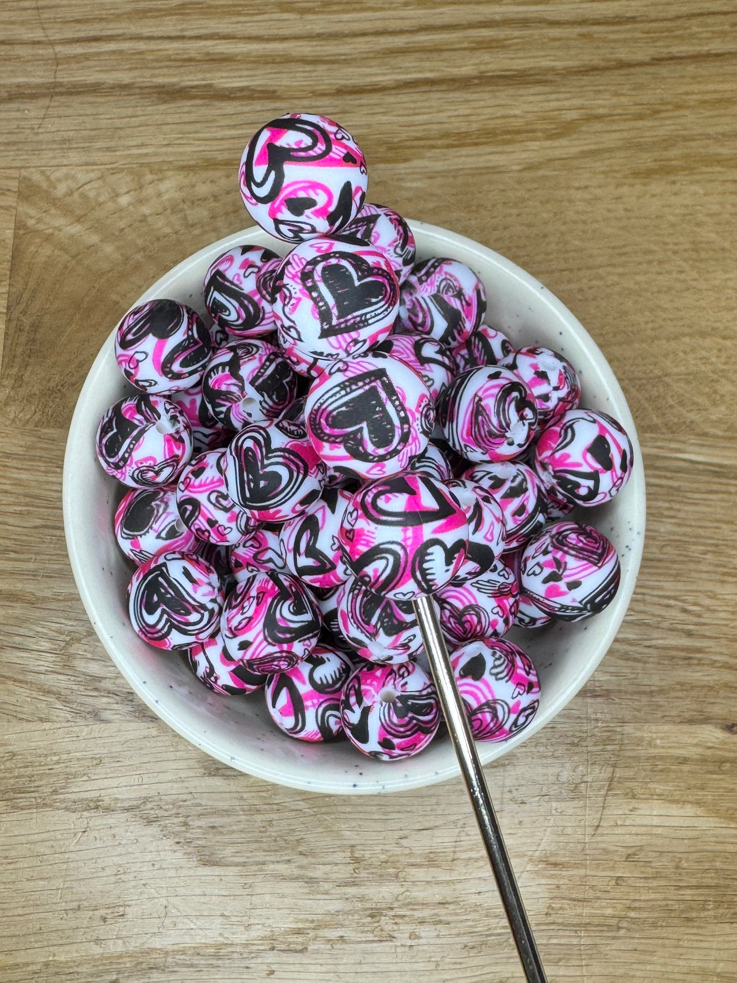 15mm Pink and Black Graffitti Hearts Silicone Bead