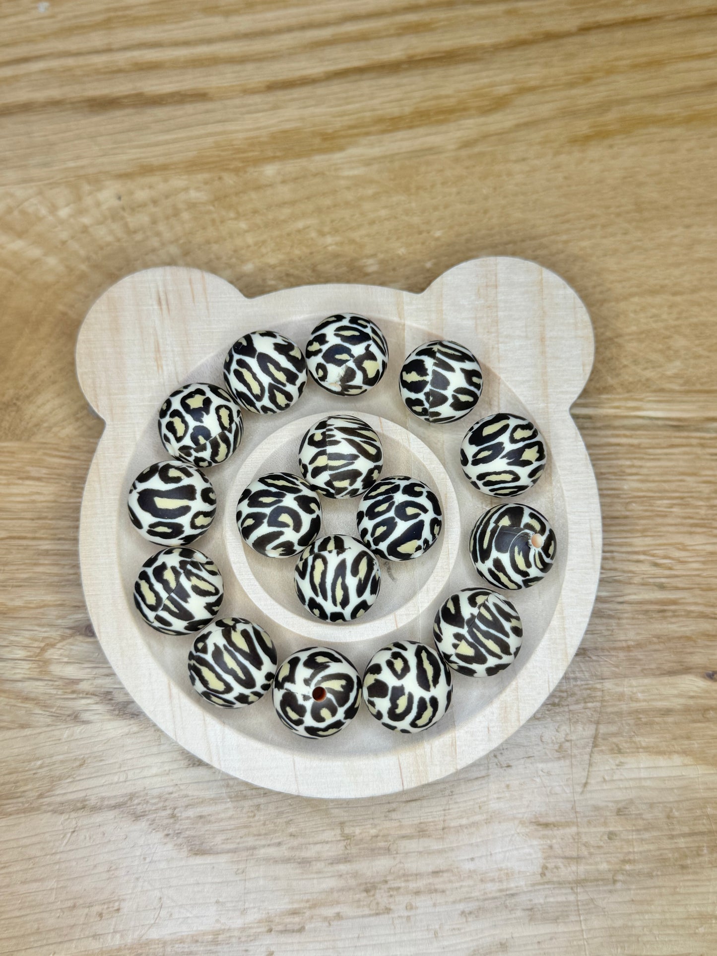 15mm Tan and Gold Leopard Silicone Bead