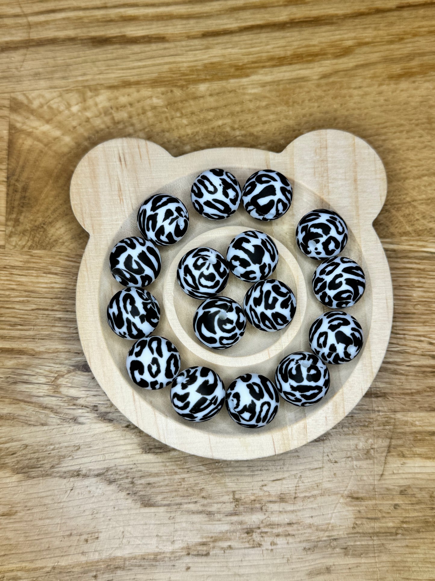 15mm Black and White Cheetah Silicone Bead