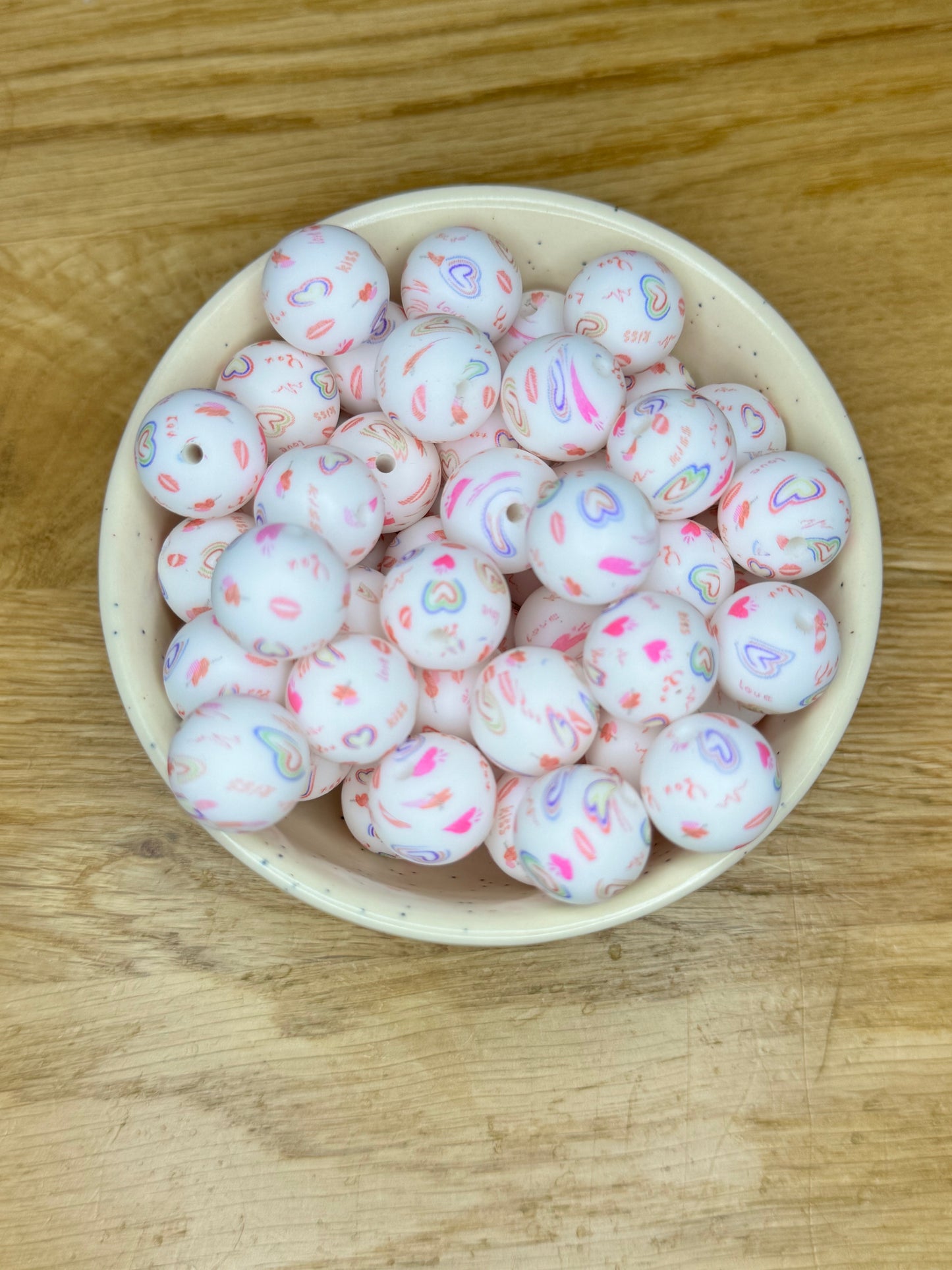 15mm Love and Kisses Hearts Silicone Bead