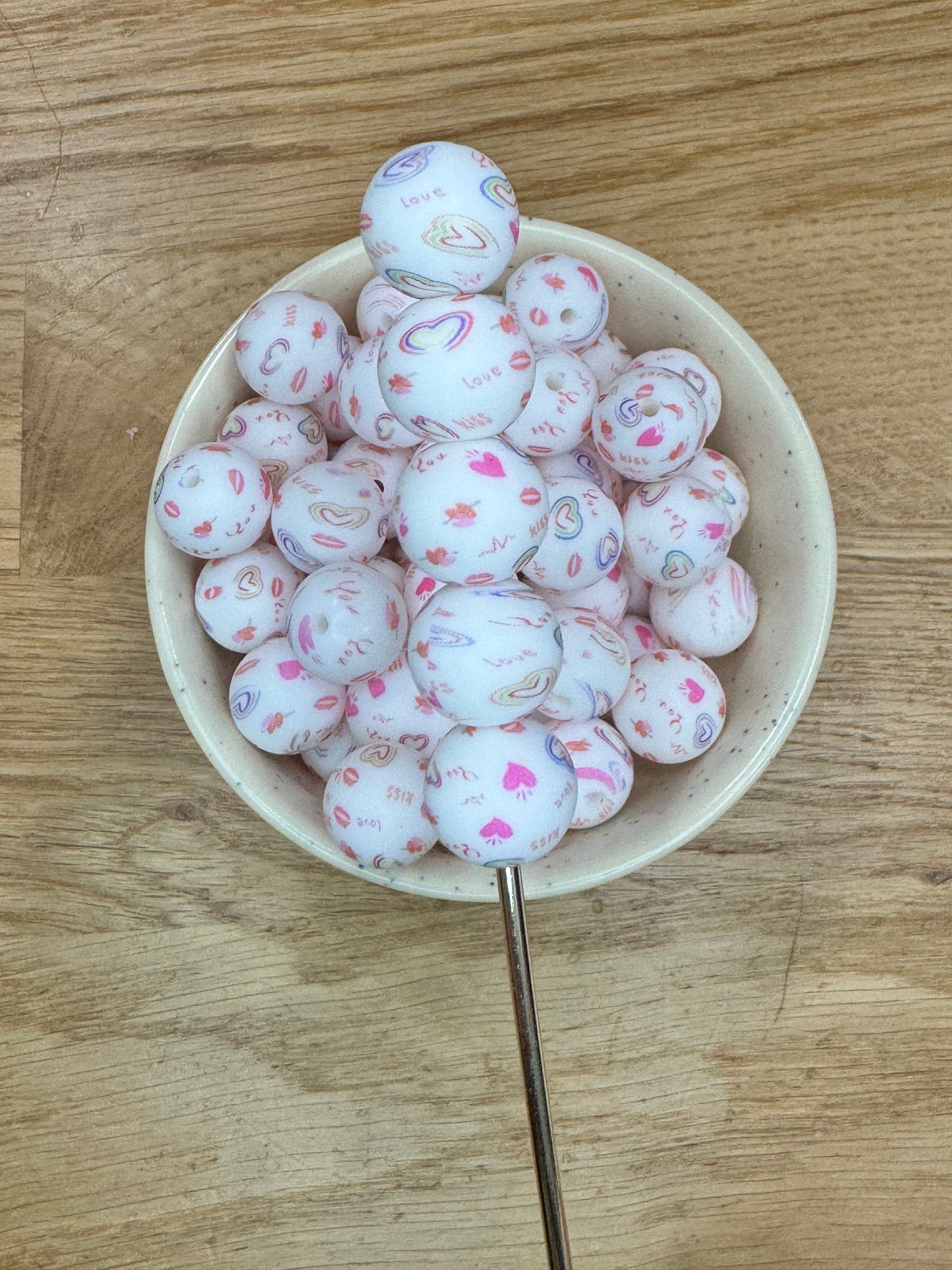 15mm Love and Kisses Hearts Silicone Bead