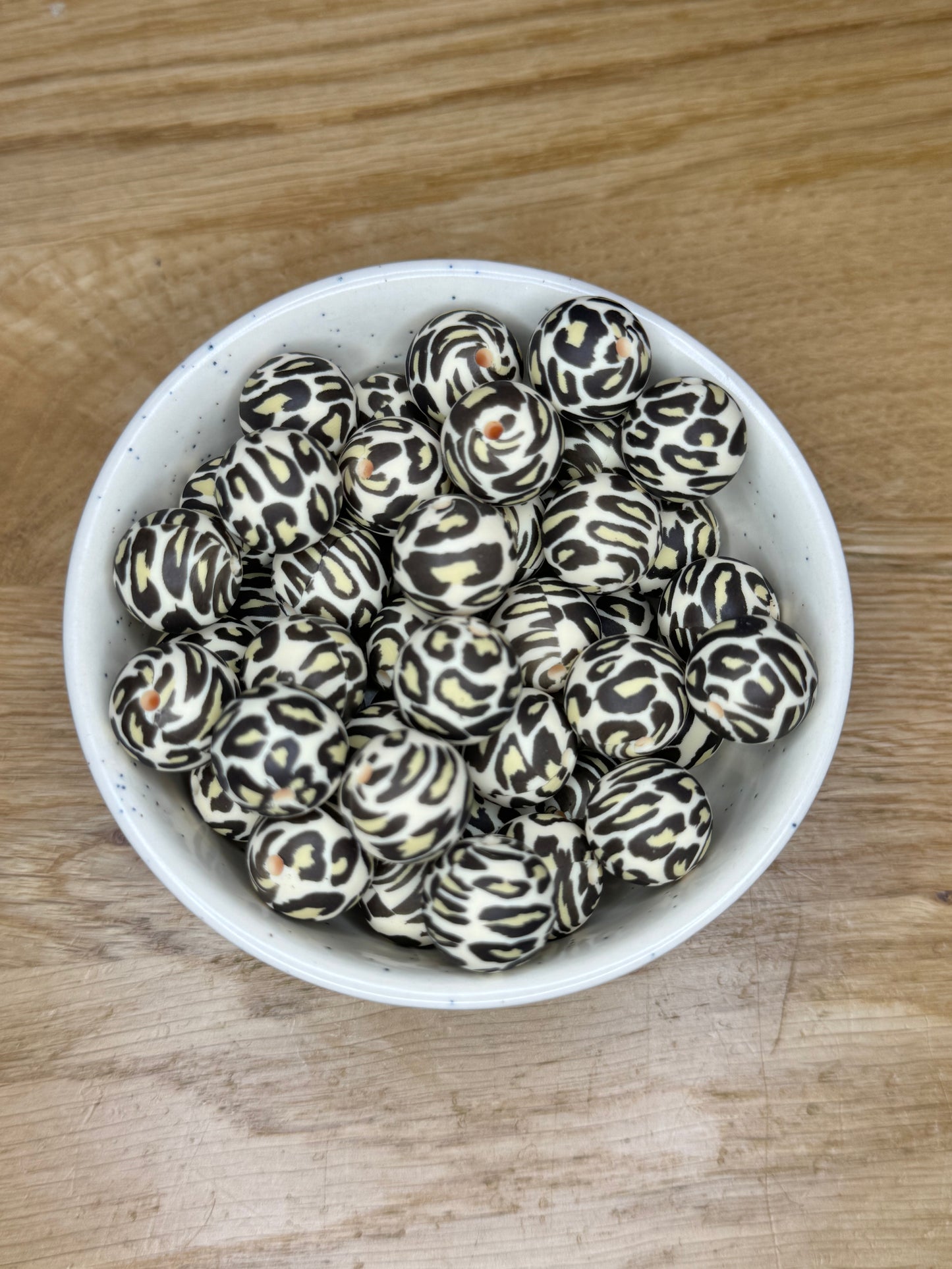 15mm Tan and Gold Leopard Silicone Bead